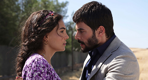 Hercai... BAŞROL OYUNCUSU SETİ DAĞITTI!