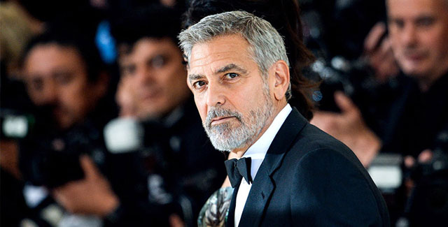 George Clooney...12 KİLO VERDİ, HASTANEYE KALDIRILDI!